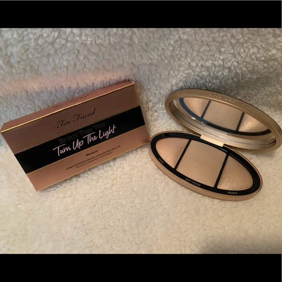 Too Faced Other - TOO FACED TURN UP THE LIGHT HIGHLIGHT PALETTE NWT